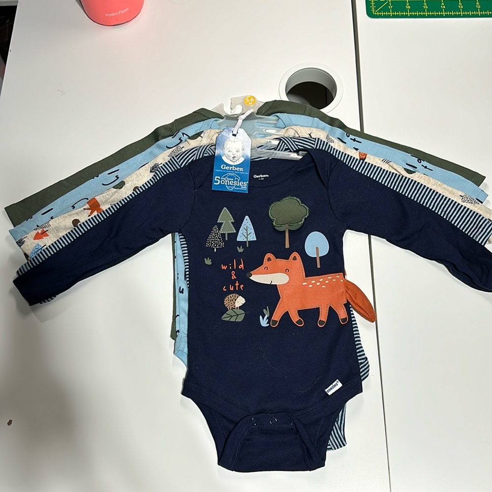 5-pack Gerber onesies